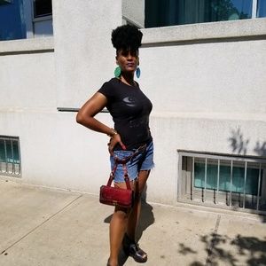 Meet your Posher, Michele